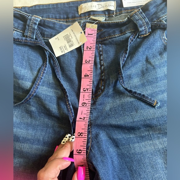 C Denim 2 bran new woman capris - Picture 4 of 16